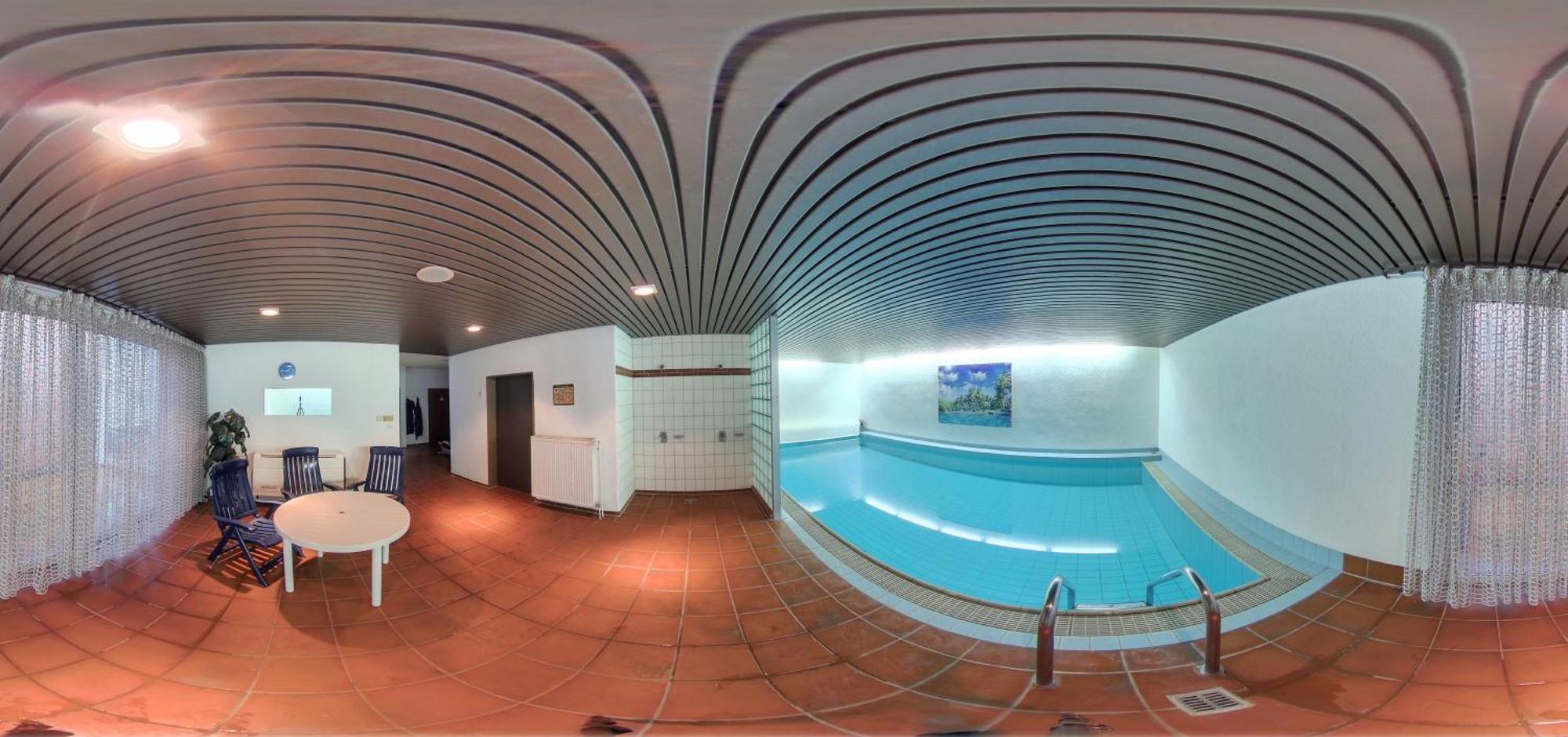 Hotel Restaurant Zum Jaegerheim Wendeburg エクステリア 写真