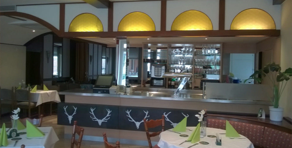 Hotel Restaurant Zum Jaegerheim Wendeburg エクステリア 写真